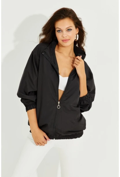 Kadın Siyah Mevsimlik İnce Yağmurluk MEN2005