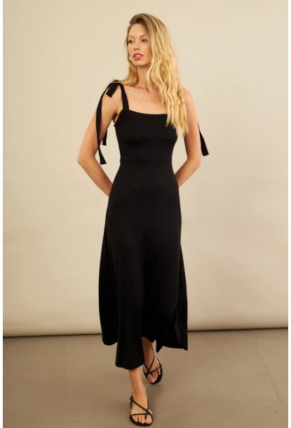 Kadın Siyah Omuz Fiyonklu Midi Elbise EY3119