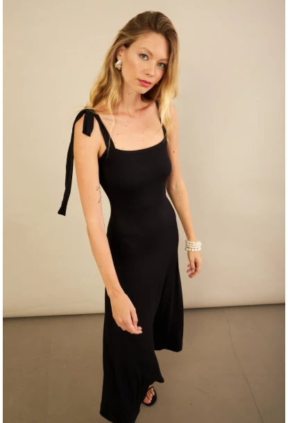 Kadın Siyah Omuz Fiyonklu Midi Elbise EY3119