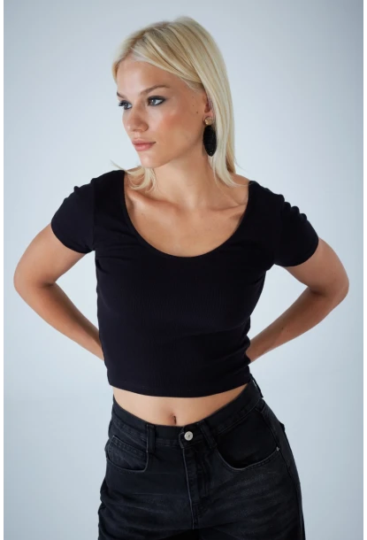 Kadın Siyah Ön Arka U Bluz EV57