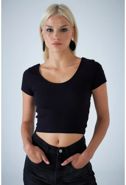 Kadın Siyah Ön Arka U Bluz EV57