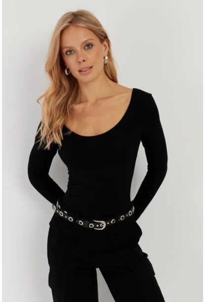 Kadın Siyah Ön Arka U Yaka Bluz LPP1265