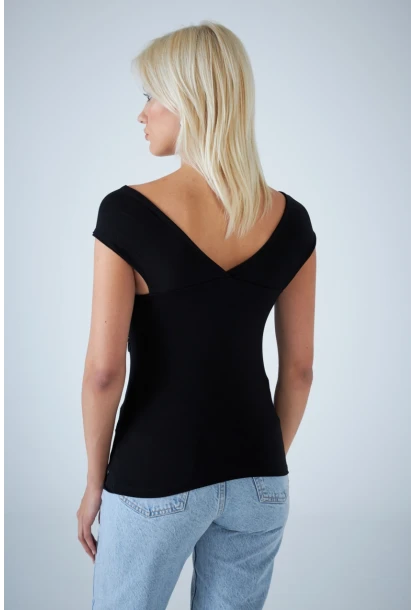 Kadın Siyah Önü Düğümlü Bluz AYD417