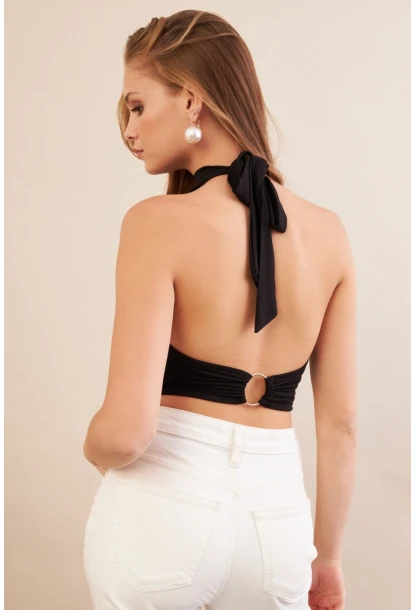 Kadın Siyah Sırt Detaylı Pencereli Crop Bluz EY3108