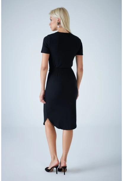 Kadın Siyah Sırt Lastikli Bağlamalı Midi Elbise LPP1316