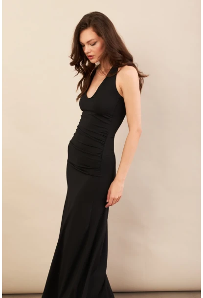 Kadın Siyah Sırtı Açık Boyun Bağlamalı Maxi Elbise DCF061