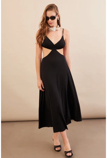 Kadın Siyah Sırtı Açık Halter Yaka Midi Elbise AN7036