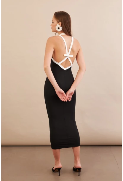 Kadın Siyah Sırtı Çapraz Askılı Midi Elbise AN8126