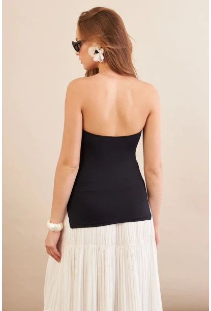 Kadın Siyah Straplez Yanı Yırtmaçlı Bluz MX2006