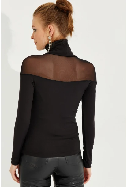 Kadın Siyah Tül Detaylı Balıkçı Bluz EY2607