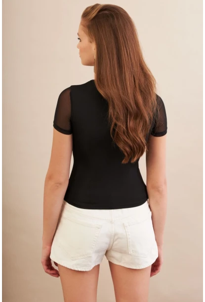 Kadın Siyah Tül Detaylı Bluz AN8087