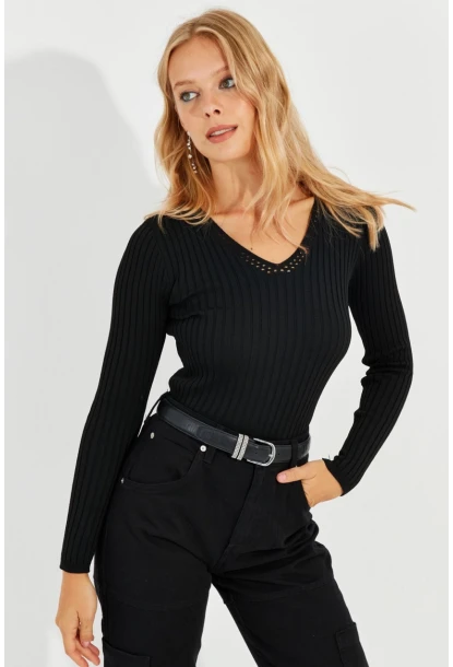 Kadın Siyah V Yaka Fitilli Triko Bluz SMT216