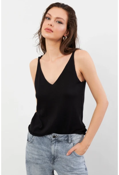 Kadın Siyah V Yaka Triko Bluz KZ546