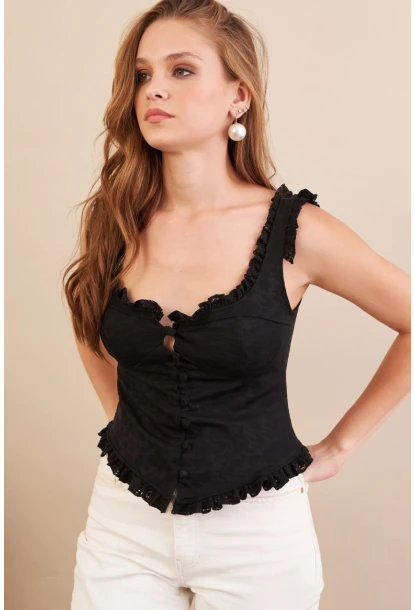 Kadın Siyah Volanlı Düğmeli Bluz KED7324