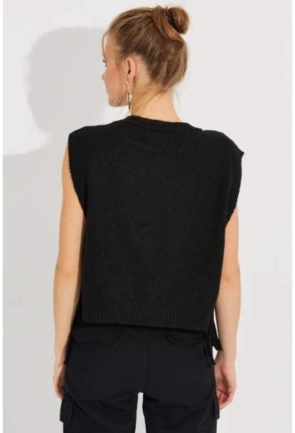 Kadın Siyah Yanları Bağlamalı Süveter YV210
