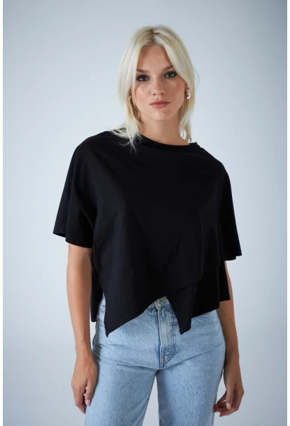 Kadın Siyah Yarasa Kol Asimetrik T-Shirt LPP1315