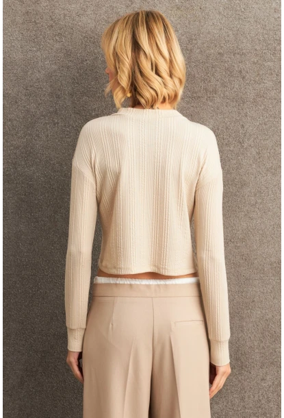 Kadın Vanilya Düğme Detaylı Bluz TF57