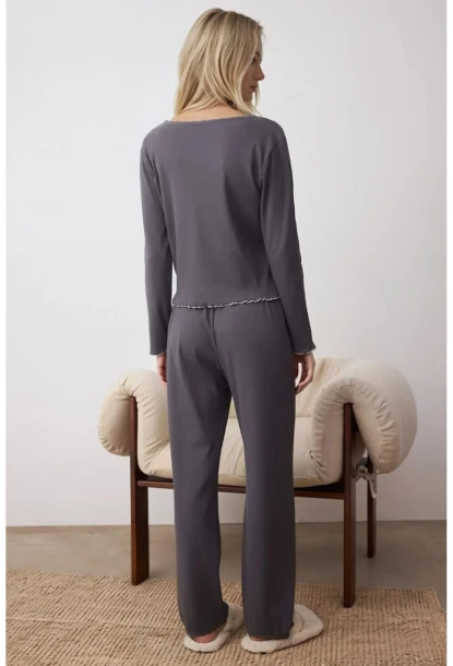 Pamuklu Dantel ve Fiyonk Detaylı Fitilli Örme Pijama Takımı