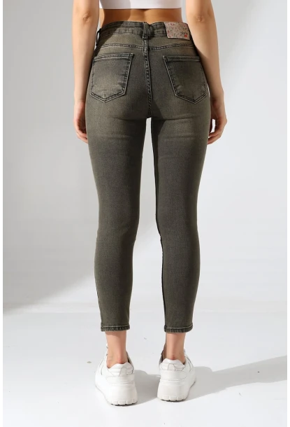 Yüksek Bel Dar Paça Yıkamalı Kadın Jean Haki