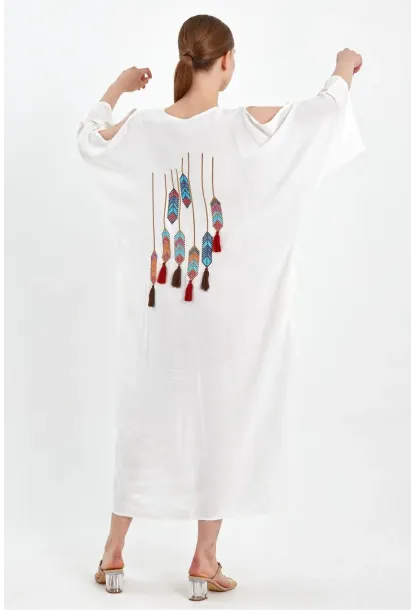 Beyaz Sırt Etnik Nakışlı Maxi Boy Gömlek Elbise