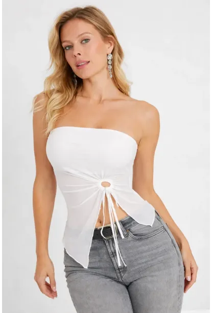 Beyaz Straplez Tül Detaylı Büzgülü Crop Bluz