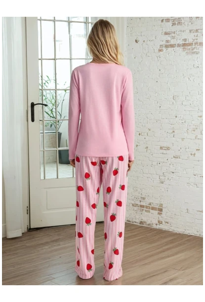 Çilek Baskılı Uzun Kollu Pijama Takımı