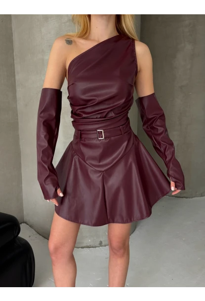 Deri Tokalı Gizli Fermuarlı Kol Detay Mini Şortlu Elbise