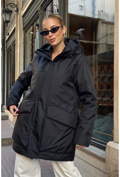 Geniş Cepli Kapüşonlu Uzun Mont Siyah