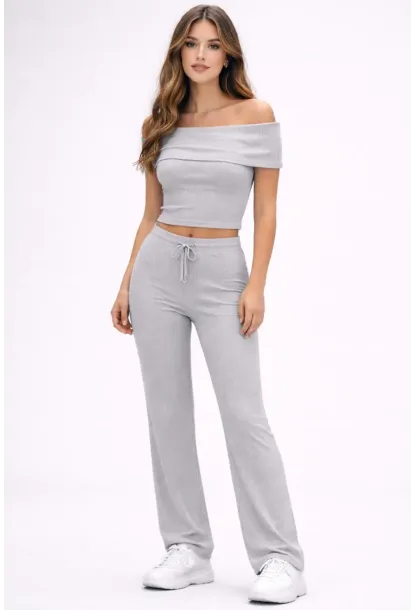 Gri Madonna Yaka Kaşkorse Takım – Şık ve Rahat İkili Set