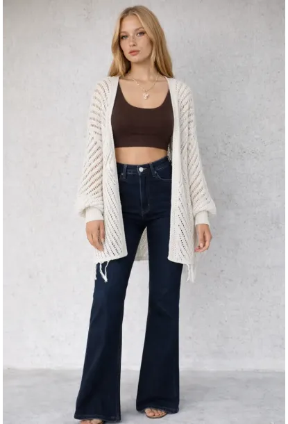 Kadın Beyaz Örgü Hırka Püskül ve Elmas Desen Detaylı