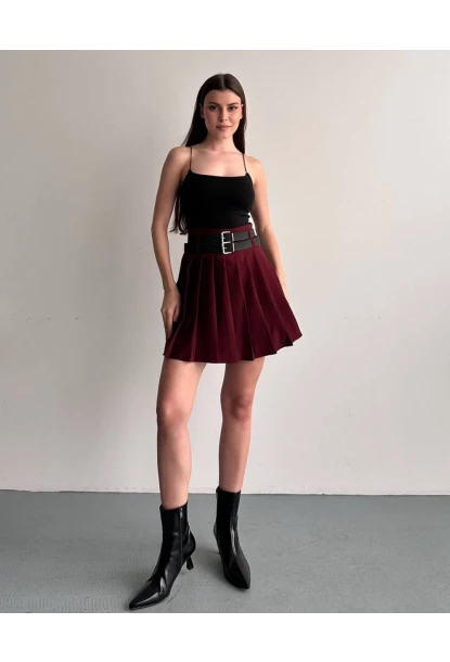 Kadın Çift Kemerli Şortlu Pileli Etek Bordo