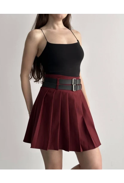 Kadın Çift Kemerli Şortlu Pileli Etek Bordo