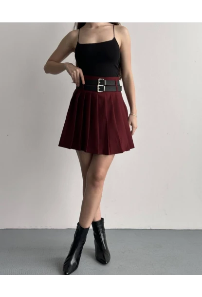 Kadın Çift Kemerli Şortlu Pileli Etek Bordo