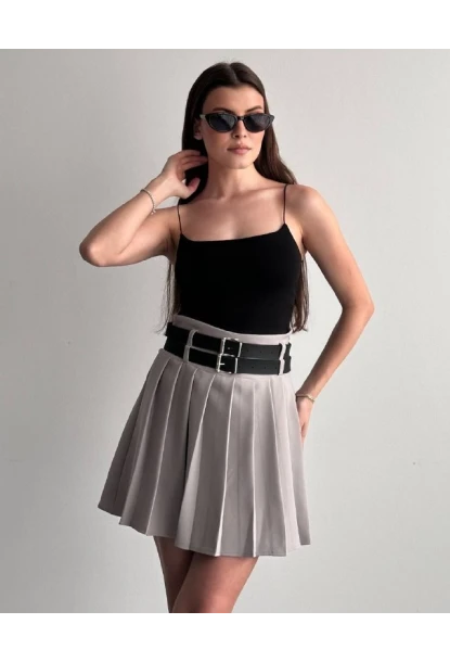 Kadın Çift Kemerli Şortlu Pileli Etek Krem