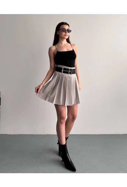 Kadın Çift Kemerli Şortlu Pileli Etek Krem