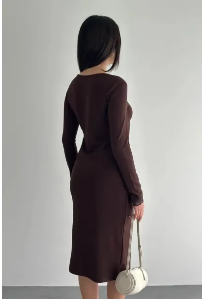 Kadın Dantel Detaylı V Yaka Elbise – Uzun Kollu Şık Günlük Elbise