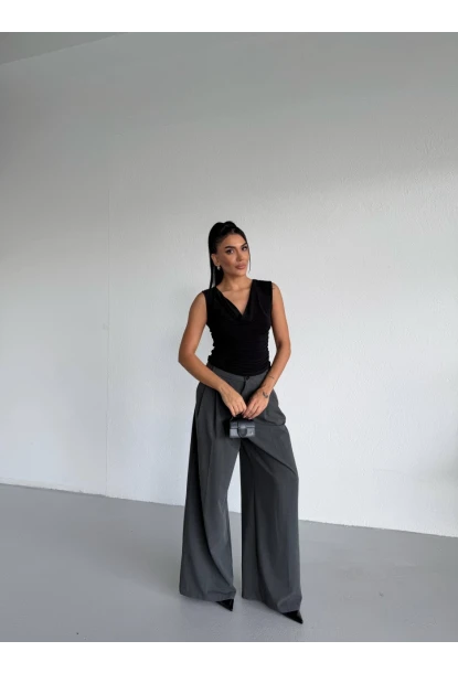 Kadın Degaje Yaka Kolsuz Bluz Siyah