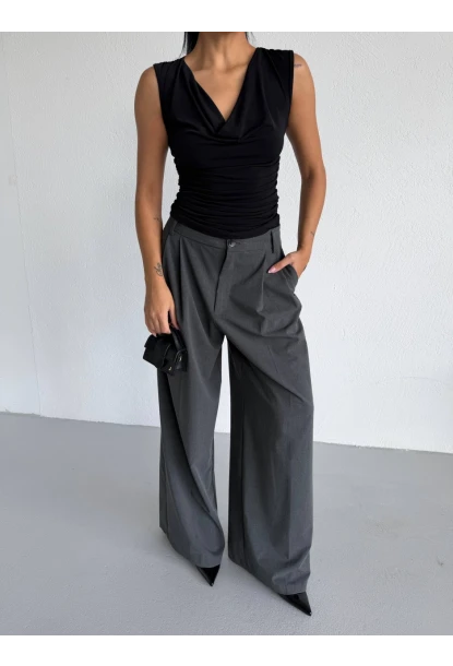 Kadın Degaje Yaka Kolsuz Bluz Siyah