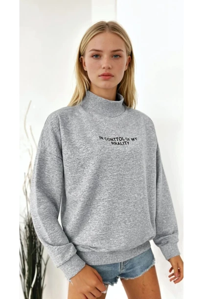 Kadın Dik Yaka Oversize Sweatshirt Yazı Baskılı