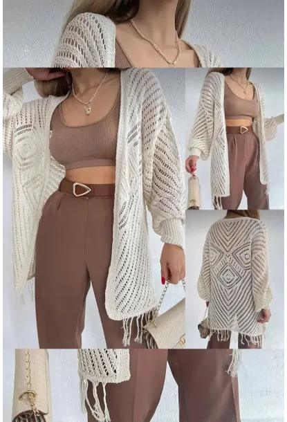 Kadın Ekru Örgü Hırka – Püskül ve Elmas Desen Detaylı