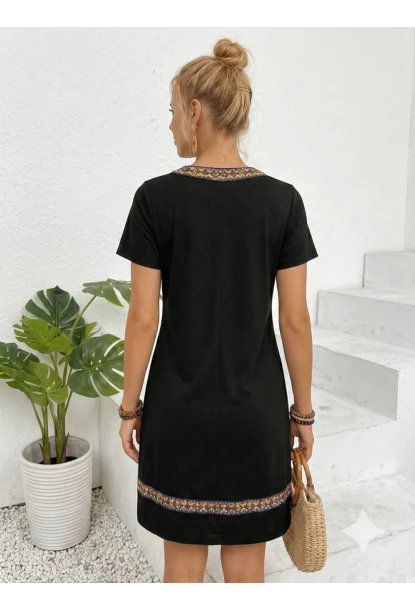 Kadın Kısa Kollu V Yaka Etnik Şerit Detaylı Viskon Elbise