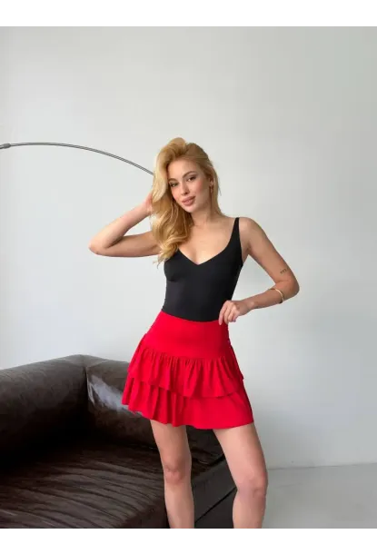 Kadın Kuş Gözü Detaylı Mini Etek Kırmızı