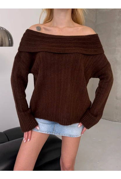 Kadın Madonna Yaka Triko Kahve