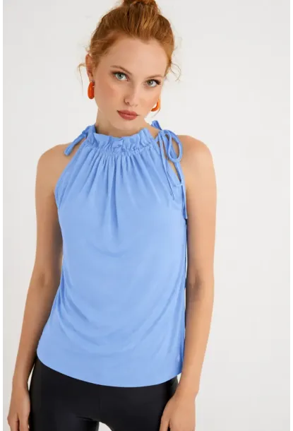 Kadın Mavi Yakası Fırfırlı Kolsuz Bluz BTH01