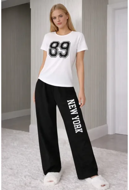 Kadın New York Baskılı Alt Üst Pijama Takımı