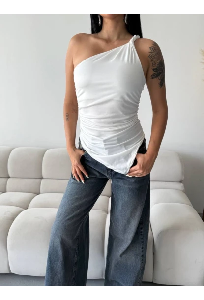 Kadın Omuz Detay Tasarım Bluz Beyaz
