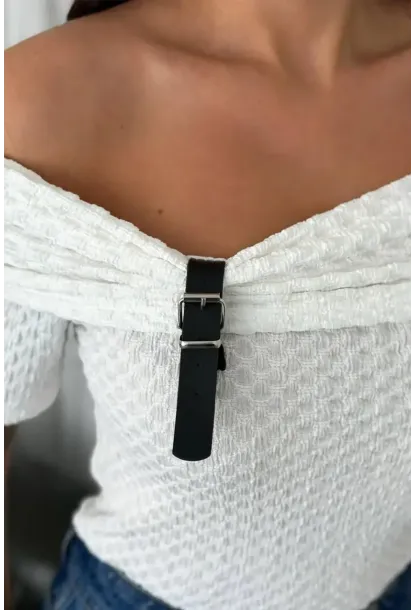 Kadın Tokalı Düşük Omuz Bluz