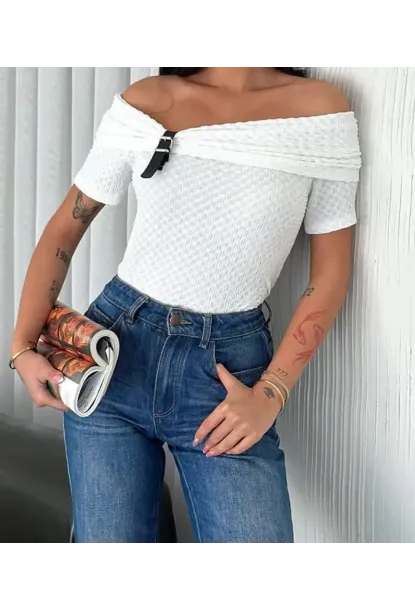 Kadın Tokalı Düşük Omuz Bluz