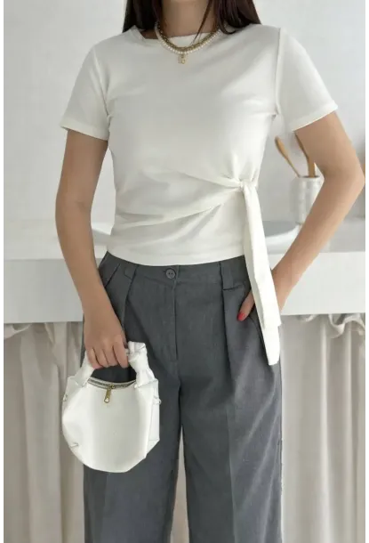 Kadın Yandan Bağlama Detaylı Bluz Ekru