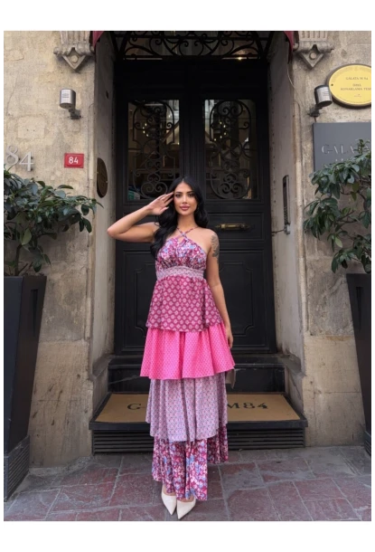 Kat Kat Desenli Tasarım Elbise